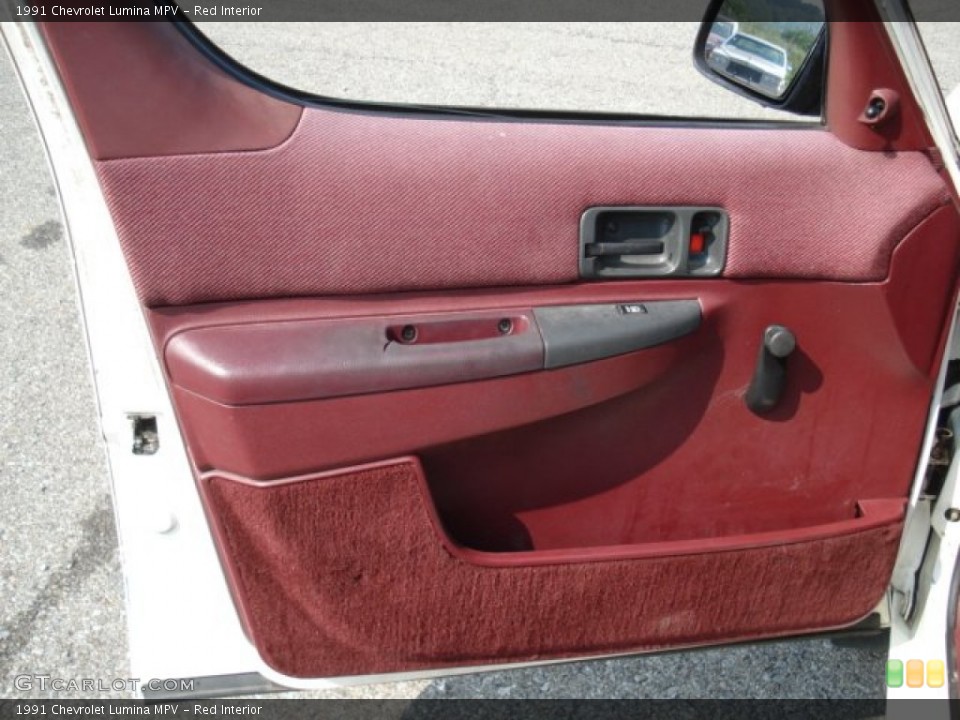Red Interior Door Panel for the 1991 Chevrolet Lumina MPV #68765131