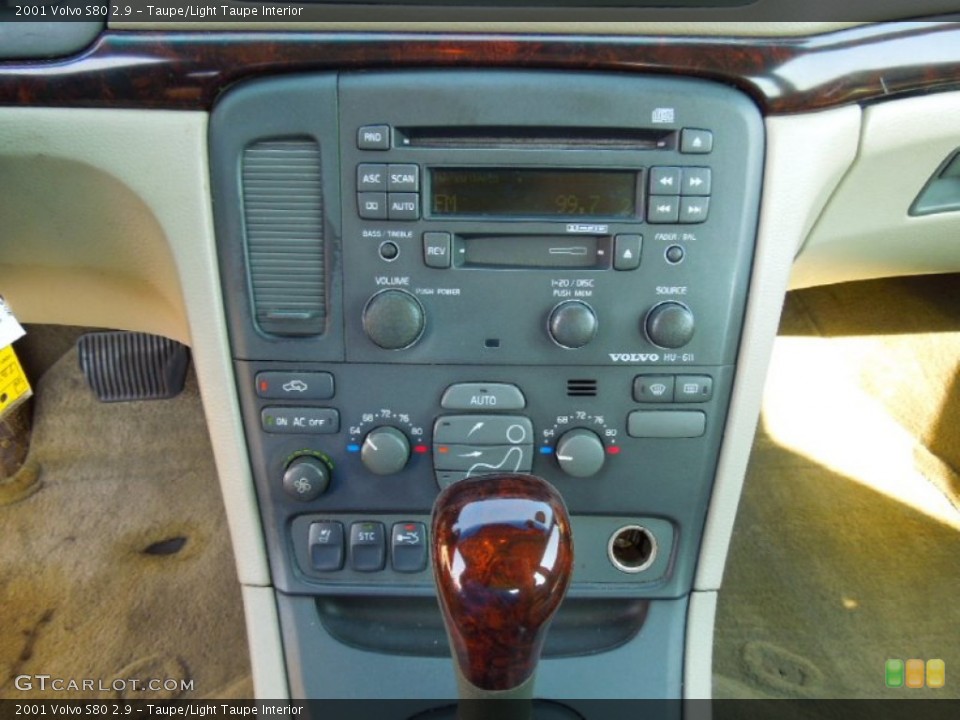 Taupe/Light Taupe Interior Controls for the 2001 Volvo S80 2.9 #68765320