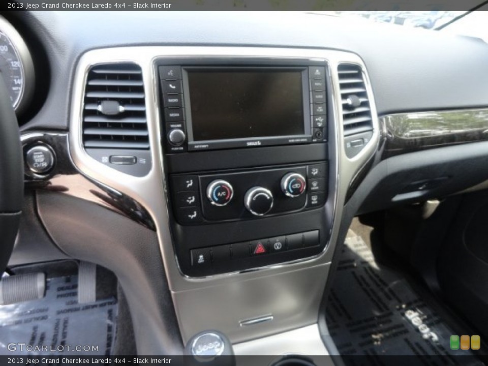 Black Interior Controls for the 2013 Jeep Grand Cherokee Laredo 4x4 #68769442