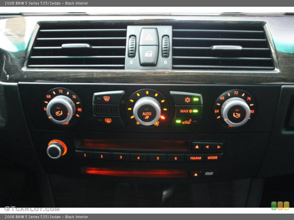 Black Interior Controls for the 2008 BMW 5 Series 535i Sedan #68789459