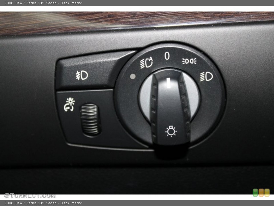 Black Interior Controls for the 2008 BMW 5 Series 535i Sedan #68789566