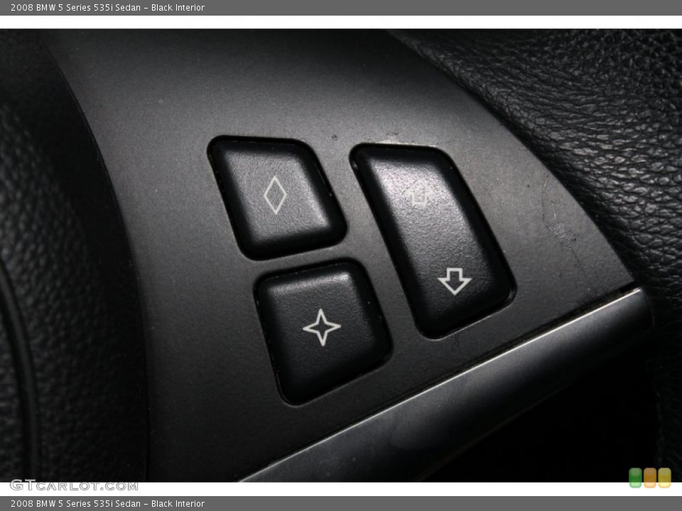 Black Interior Controls for the 2008 BMW 5 Series 535i Sedan #68789573