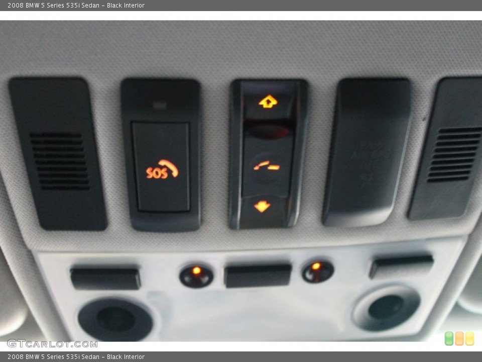 Black Interior Controls for the 2008 BMW 5 Series 535i Sedan #68789597