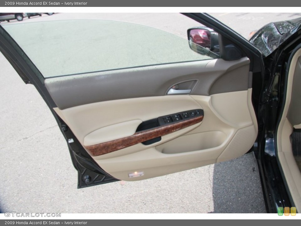 Ivory Interior Door Panel for the 2009 Honda Accord EX Sedan #68790791