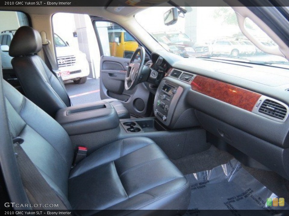 Ebony Interior Photo for the 2010 GMC Yukon SLT #68796146