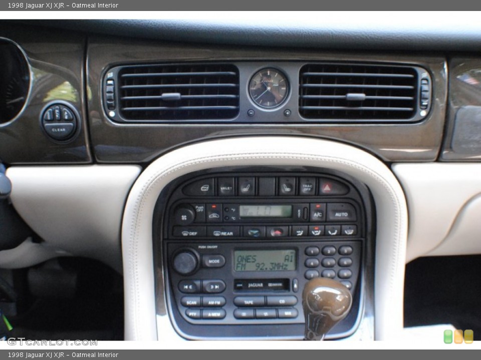 Oatmeal Interior Controls for the 1998 Jaguar XJ XJR #68800529