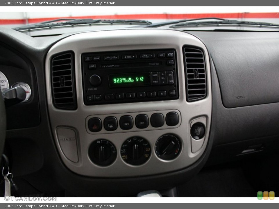 Medium/Dark Flint Grey Interior Controls for the 2005 Ford Escape Hybrid 4WD #68801771