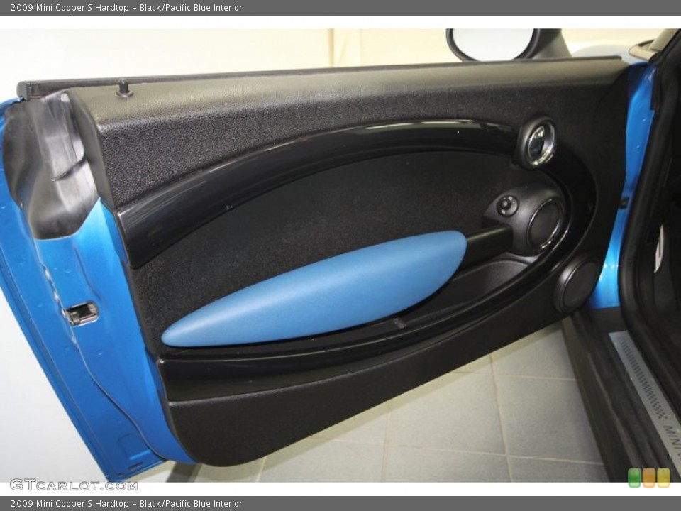 Black/Pacific Blue Interior Door Panel for the 2009 Mini Cooper S Hardtop #68804737