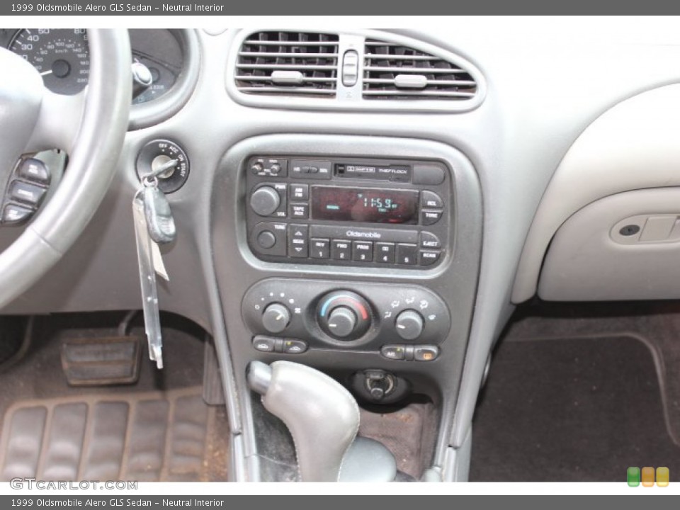 Neutral Interior Controls for the 1999 Oldsmobile Alero GLS Sedan #68807552