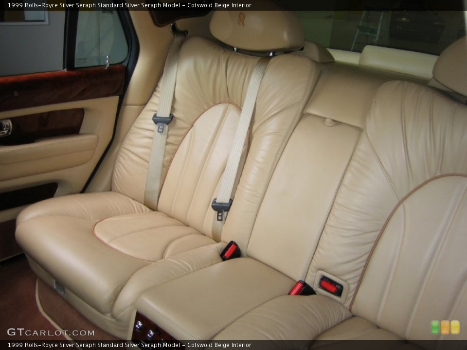 Cotswold Beige Interior Photo for the 1999 Rolls-Royce Silver Seraph  #68808650