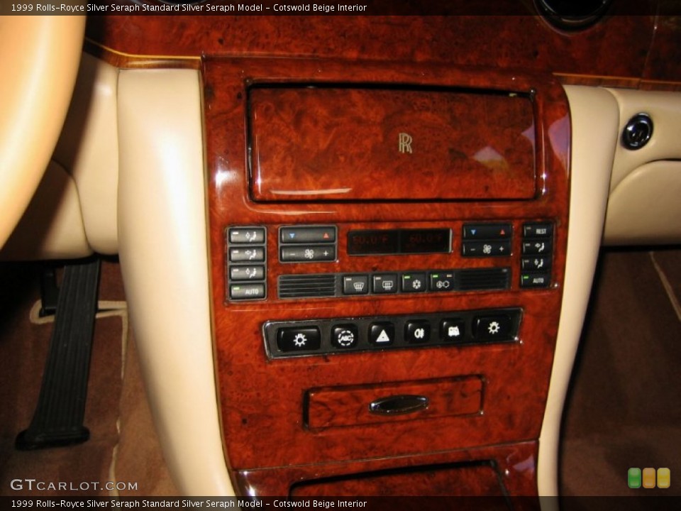 Cotswold Beige Interior Controls for the 1999 Rolls-Royce Silver Seraph  #68808782