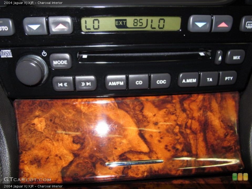Charcoal Interior Controls for the 2004 Jaguar XJ XJR #68817125