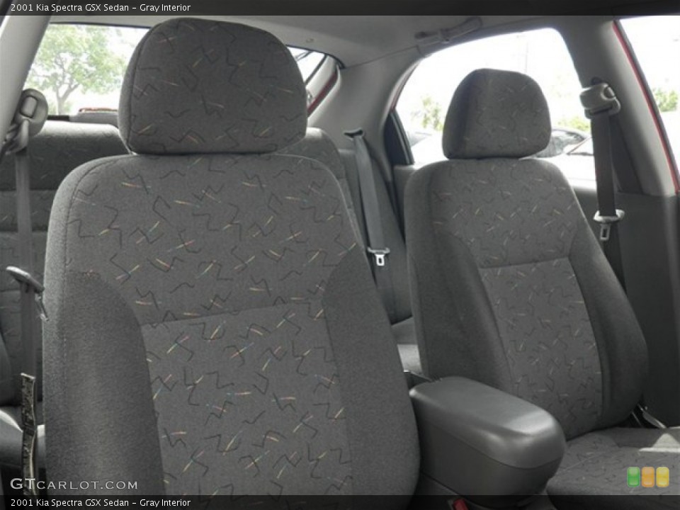 Gray Interior Photo for the 2001 Kia Spectra GSX Sedan #68818331