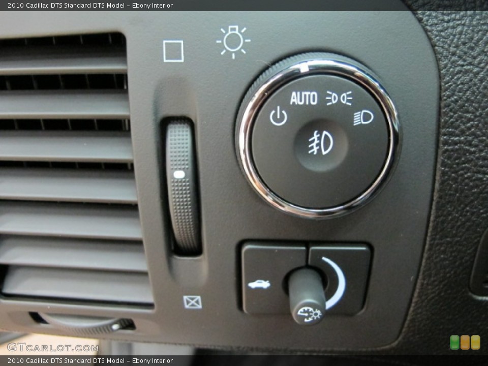 Ebony Interior Controls for the 2010 Cadillac DTS  #68820071