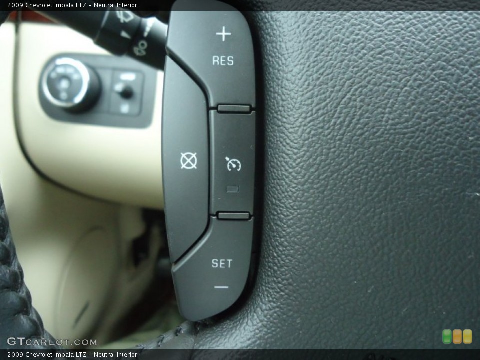 Neutral Interior Controls for the 2009 Chevrolet Impala LTZ #68822036