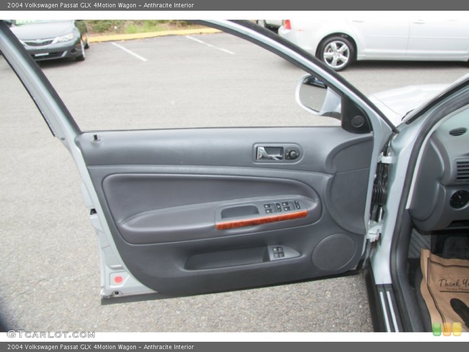 Anthracite Interior Door Panel for the 2004 Volkswagen Passat GLX 4Motion Wagon #68823595