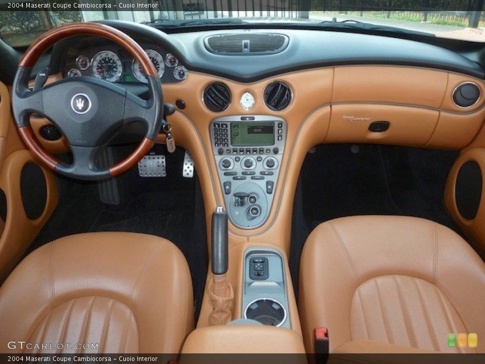 Cuoio Interior Dashboard for the 2004 Maserati Coupe Cambiocorsa #68825462