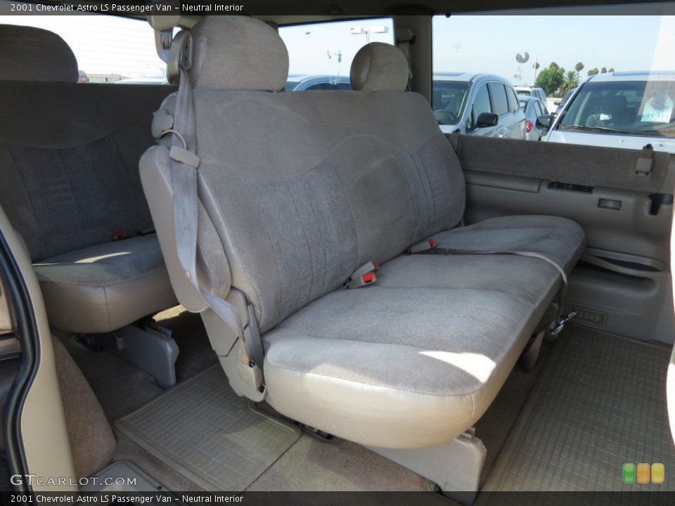 Neutral Interior Rear Seat for the 2001 Chevrolet Astro LS Passenger Van #68826911