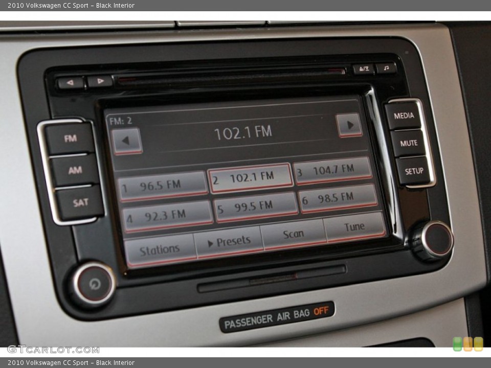 Black Interior Controls for the 2010 Volkswagen CC Sport #68831898