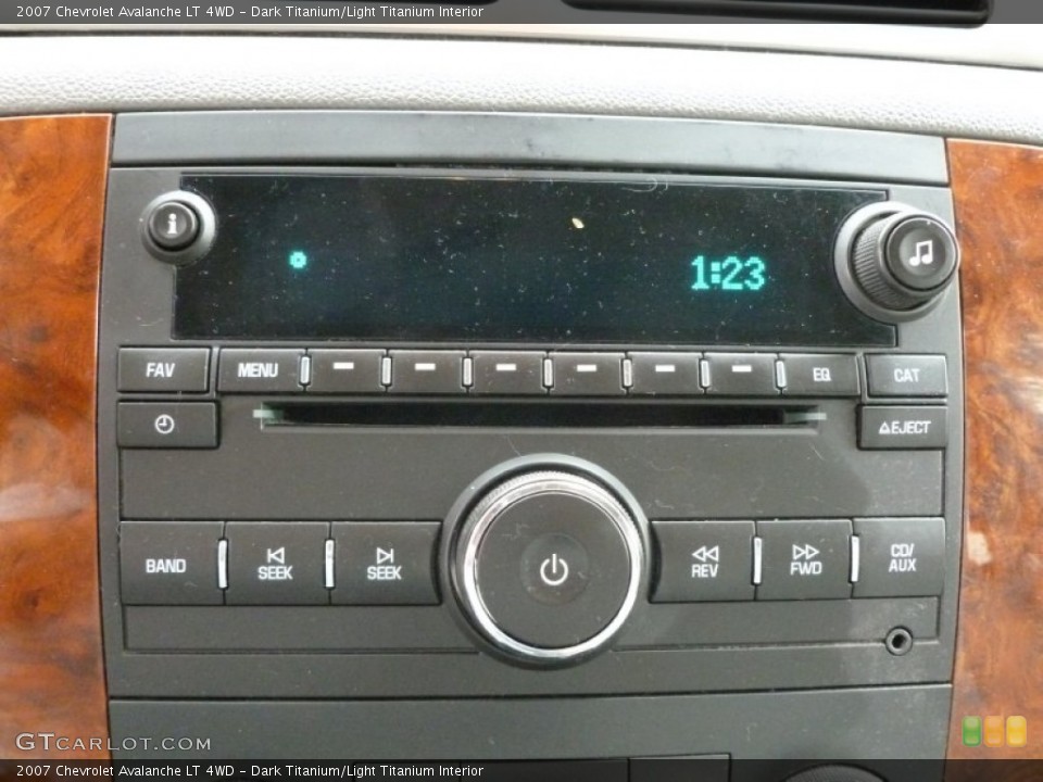 Dark Titanium/Light Titanium Interior Audio System for the 2007 Chevrolet Avalanche LT 4WD #68834724