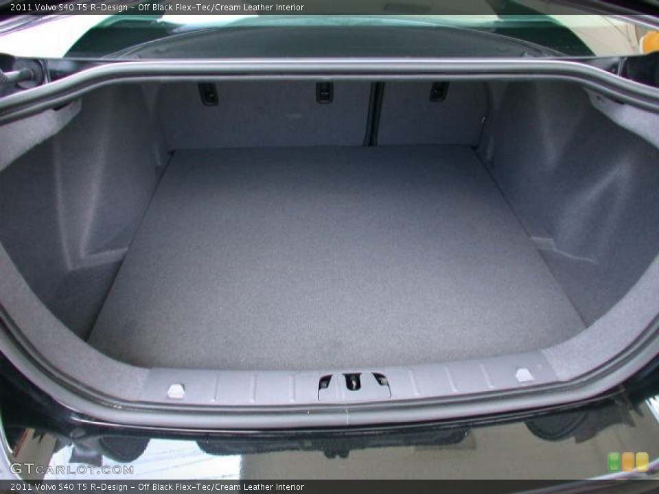 Off Black Flex-Tec/Cream Leather Interior Trunk for the 2011 Volvo S40 T5 R-Design #68836887