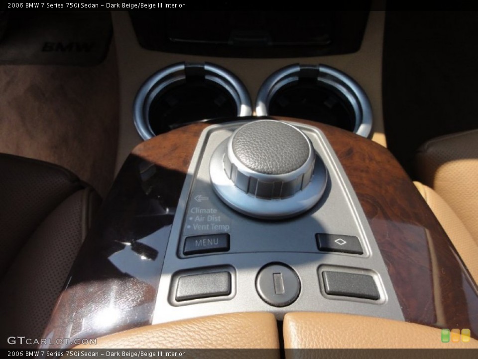Dark Beige/Beige III Interior Controls for the 2006 BMW 7 Series 750i Sedan #68840973