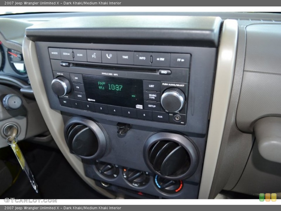 Dark Khaki/Medium Khaki Interior Controls for the 2007 Jeep Wrangler Unlimited X #68850852