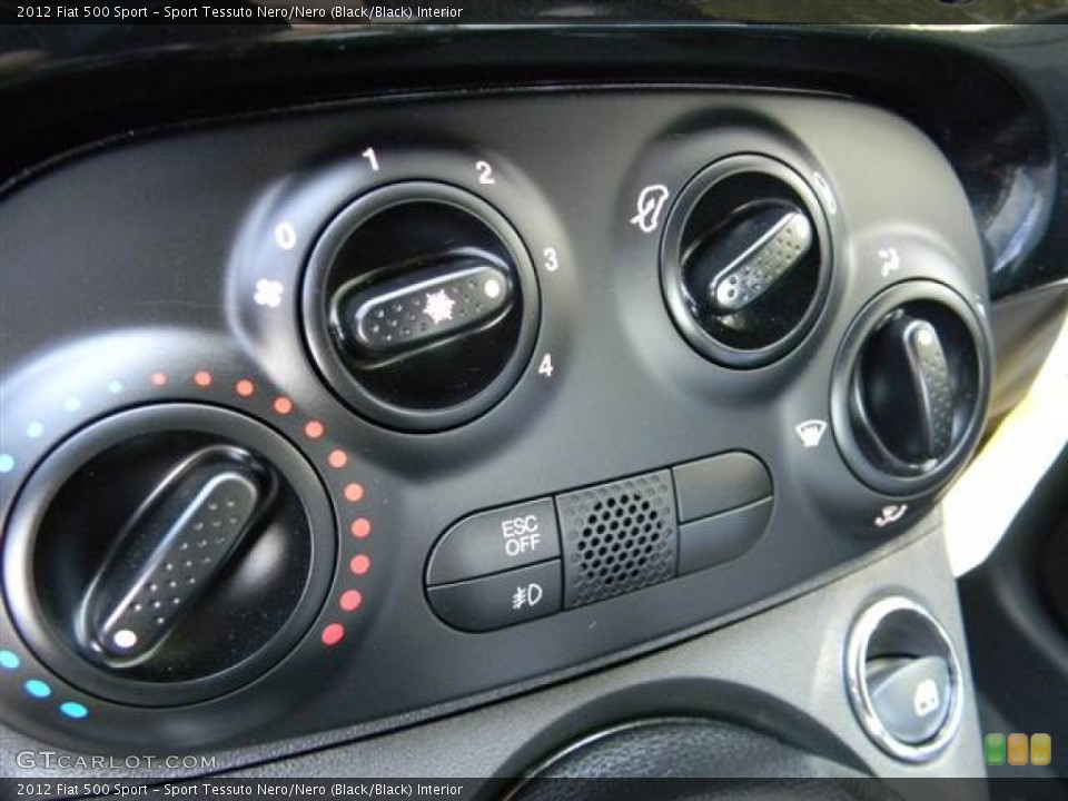 Sport Tessuto Nero/Nero (Black/Black) Interior Controls for the 2012 Fiat 500 Sport #68851980