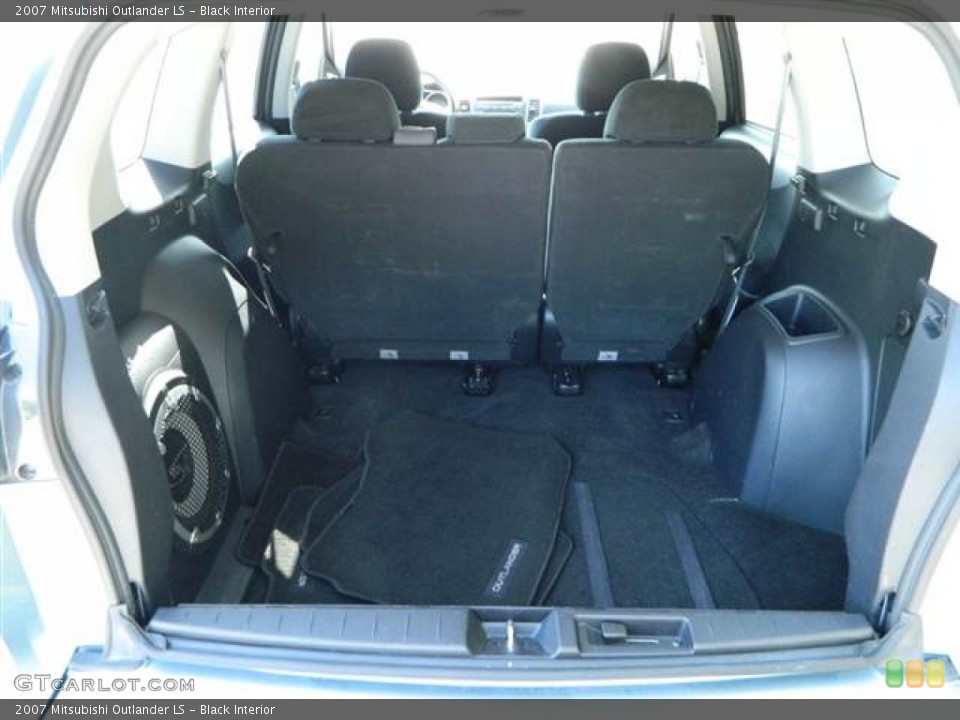 Black Interior Trunk for the 2007 Mitsubishi Outlander LS #68852766