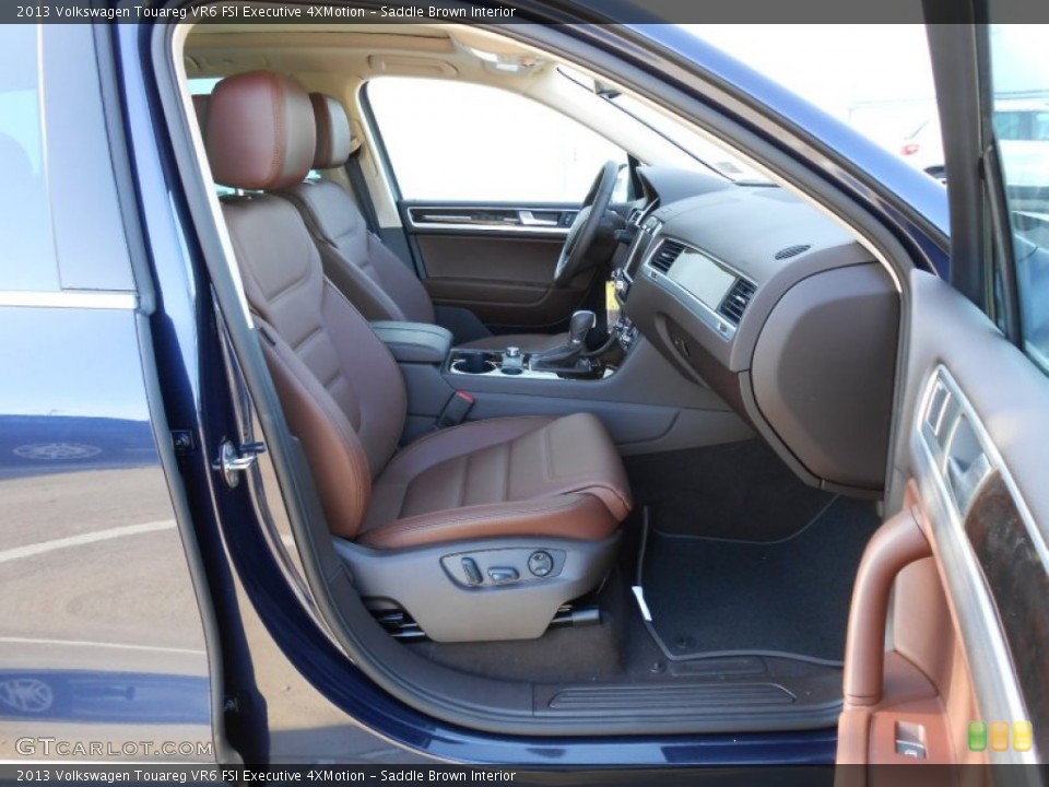 Saddle Brown Interior Photo for the 2013 Volkswagen Touareg VR6 FSI Executive 4XMotion #68864466