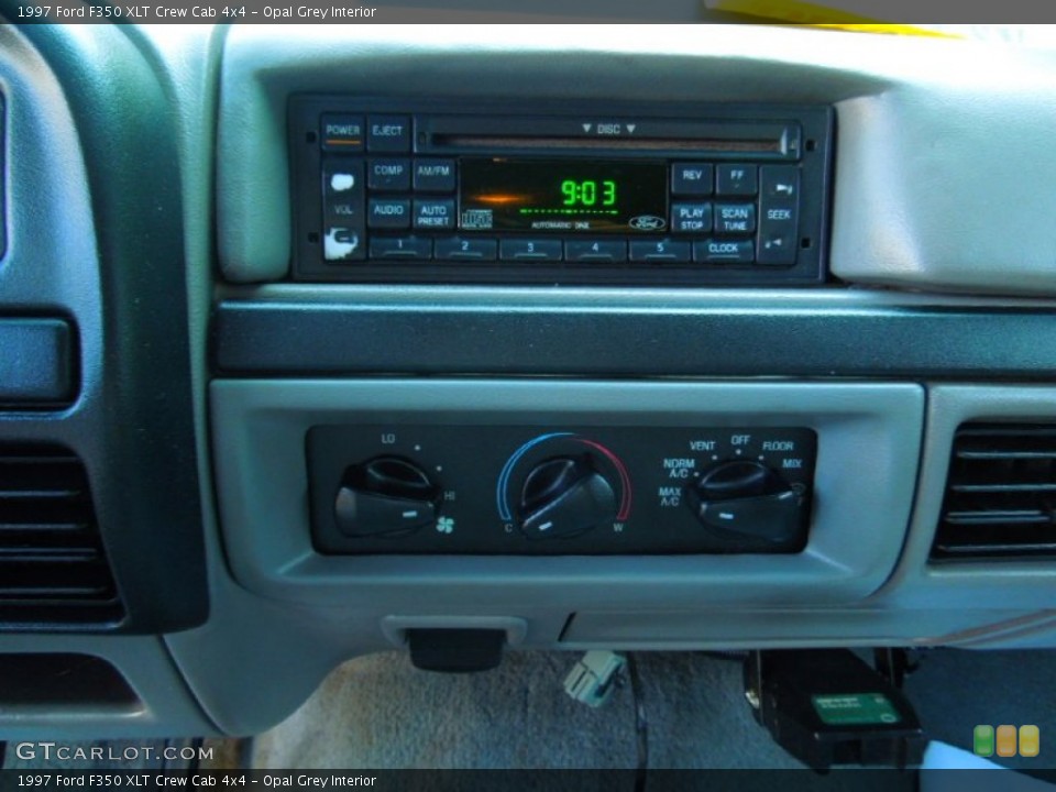 Opal Grey Interior Controls for the 1997 Ford F350 XLT Crew Cab 4x4 #68884008