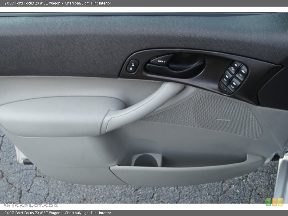 Charcoal/Light Flint Interior Door Panel for the 2007 Ford Focus ZXW SE Wagon #68885904