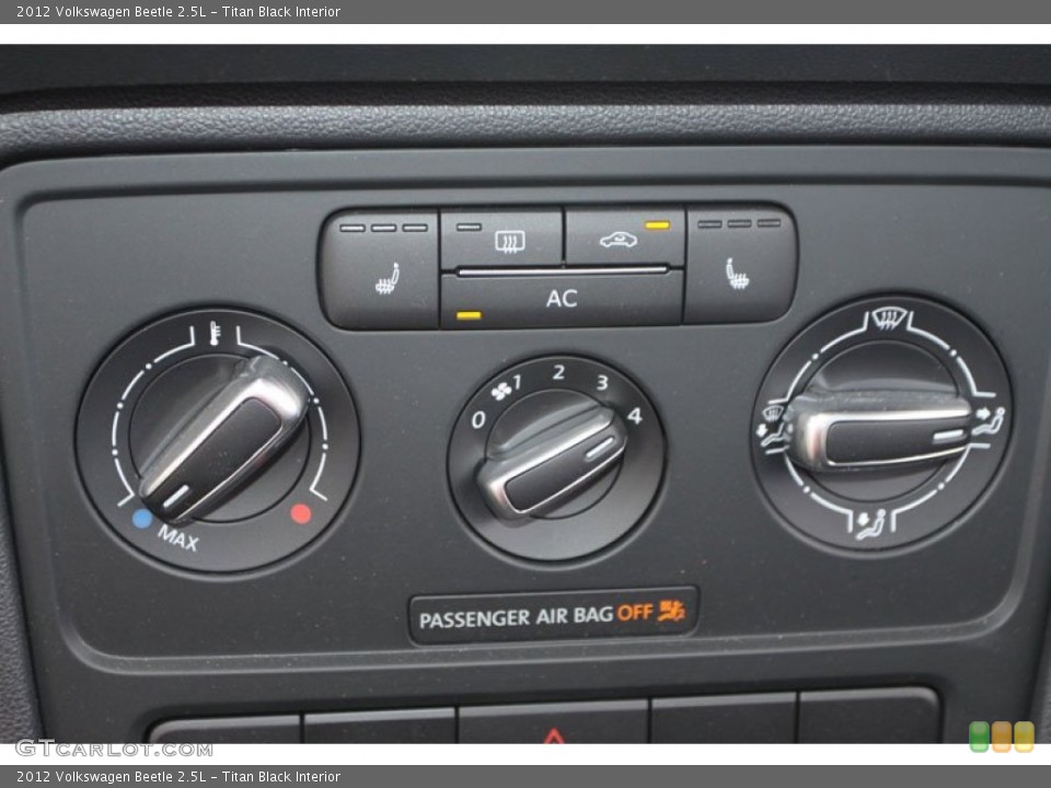 Titan Black Interior Controls for the 2012 Volkswagen Beetle 2.5L #68907717