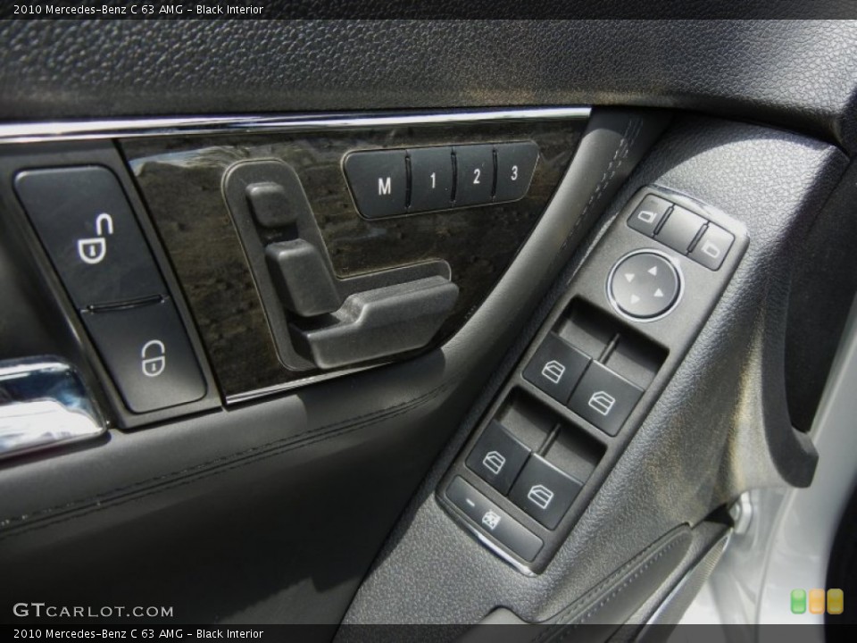 Black Interior Controls for the 2010 Mercedes-Benz C 63 AMG #68908857