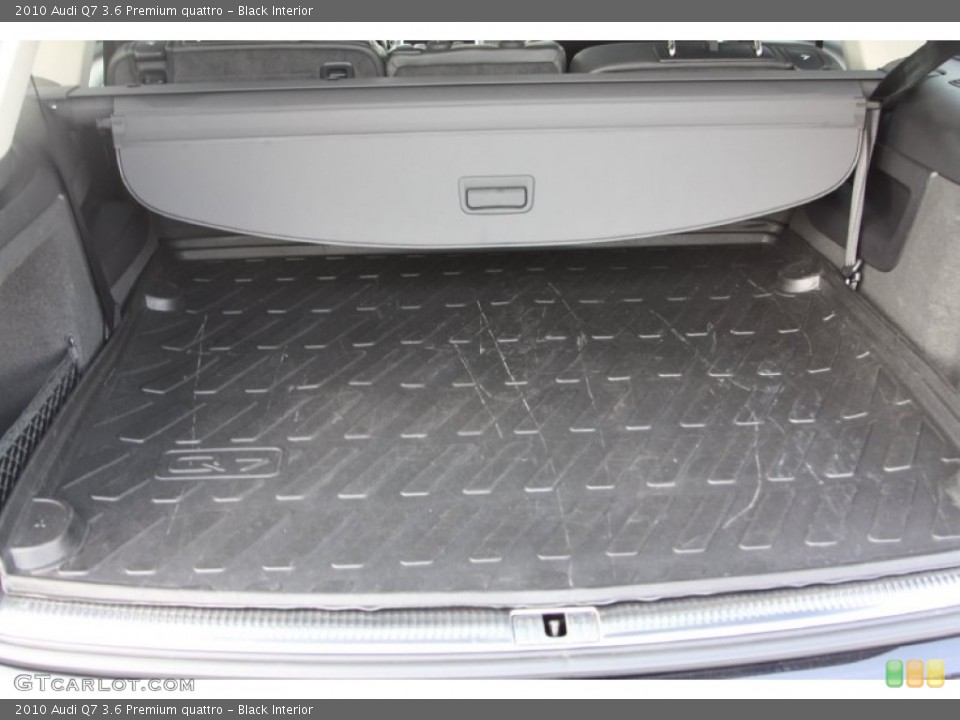 Black Interior Trunk for the 2010 Audi Q7 3.6 Premium quattro #68908909