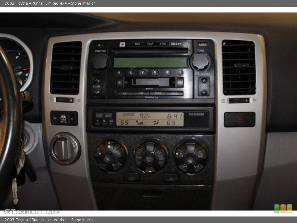 Stone Interior Controls for the 2003 Toyota 4Runner Limited 4x4 #68914666