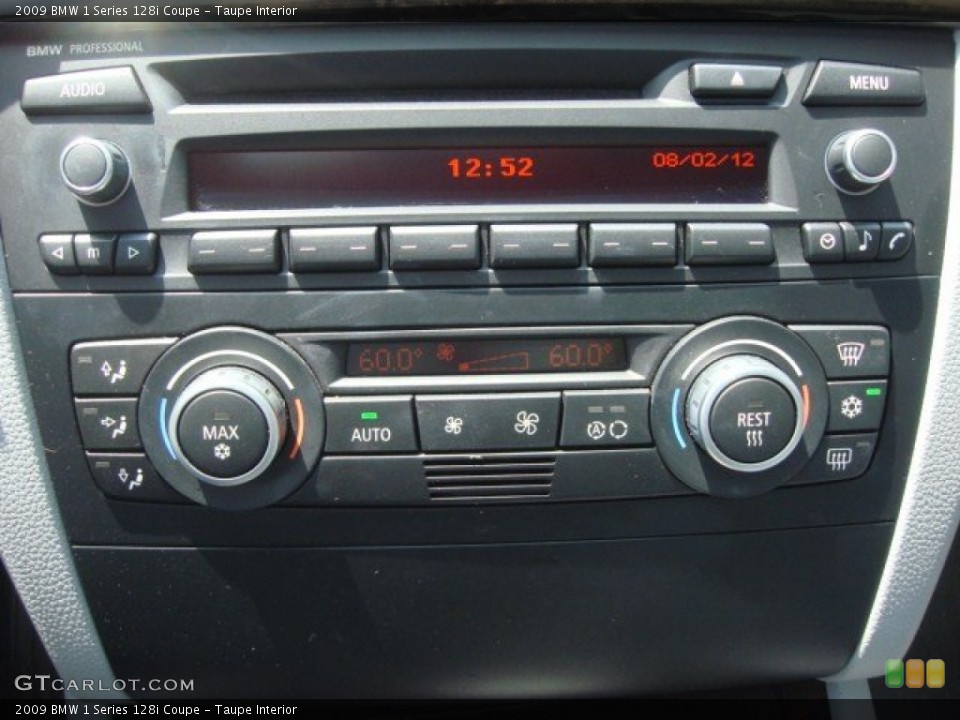 Taupe Interior Controls for the 2009 BMW 1 Series 128i Coupe #68917275