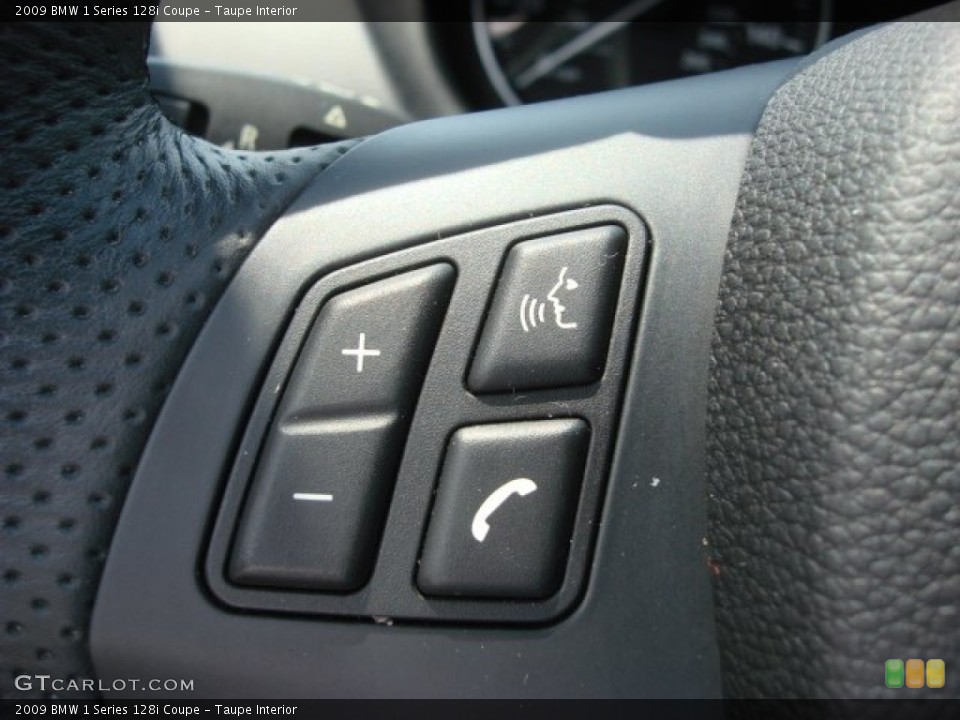 Taupe Interior Controls for the 2009 BMW 1 Series 128i Coupe #68917323