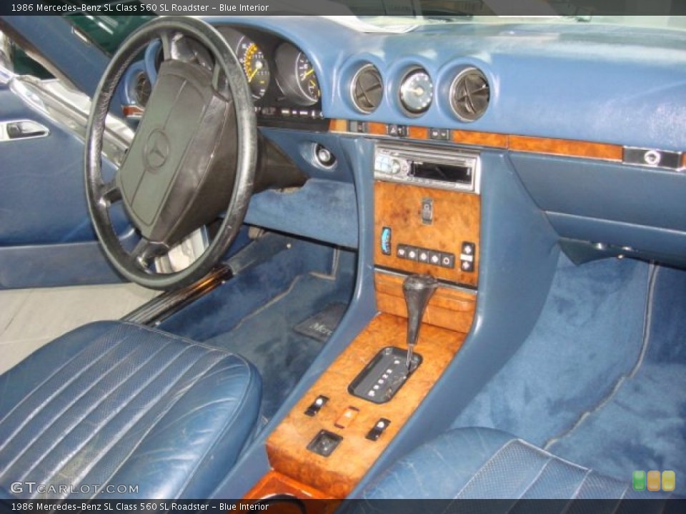 Blue Interior Dashboard for the 1986 Mercedes-Benz SL Class 560 SL Roadster #68917356