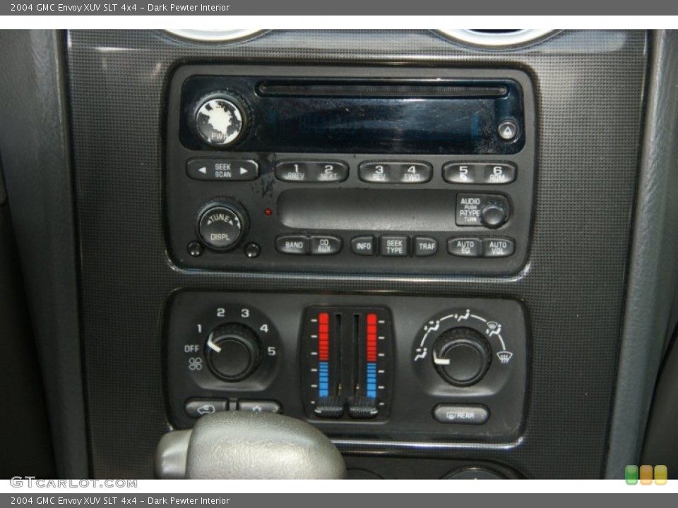 Dark Pewter Interior Controls for the 2004 GMC Envoy XUV SLT 4x4 #68918760