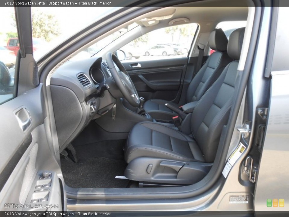Titan Black Interior Photo for the 2013 Volkswagen Jetta TDI SportWagen #68922168