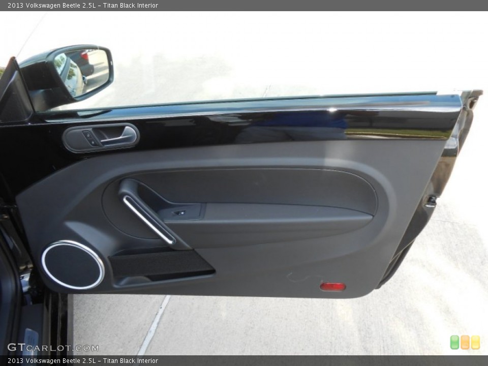Titan Black Interior Door Panel for the 2013 Volkswagen Beetle 2.5L #68922402
