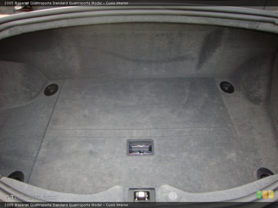 Cuoio Interior Trunk for the 2005 Maserati Quattroporte  #68925315