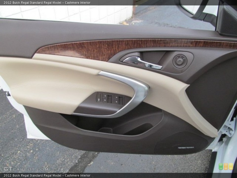Cashmere Interior Door Panel for the 2012 Buick Regal  #68930749