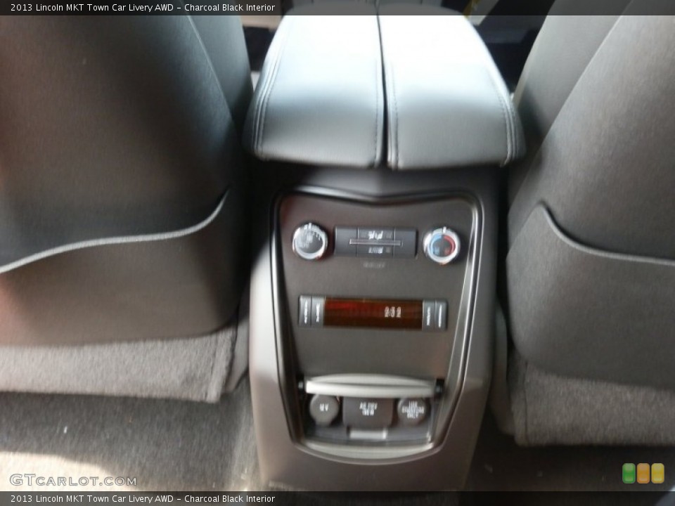 Charcoal Black Interior Controls for the 2013 Lincoln MKT Town Car Livery AWD #68938149