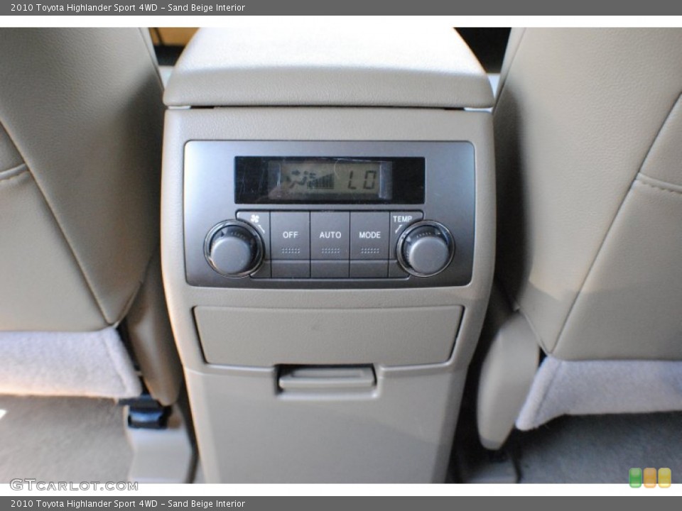 Sand Beige Interior Controls for the 2010 Toyota Highlander Sport 4WD #68939751