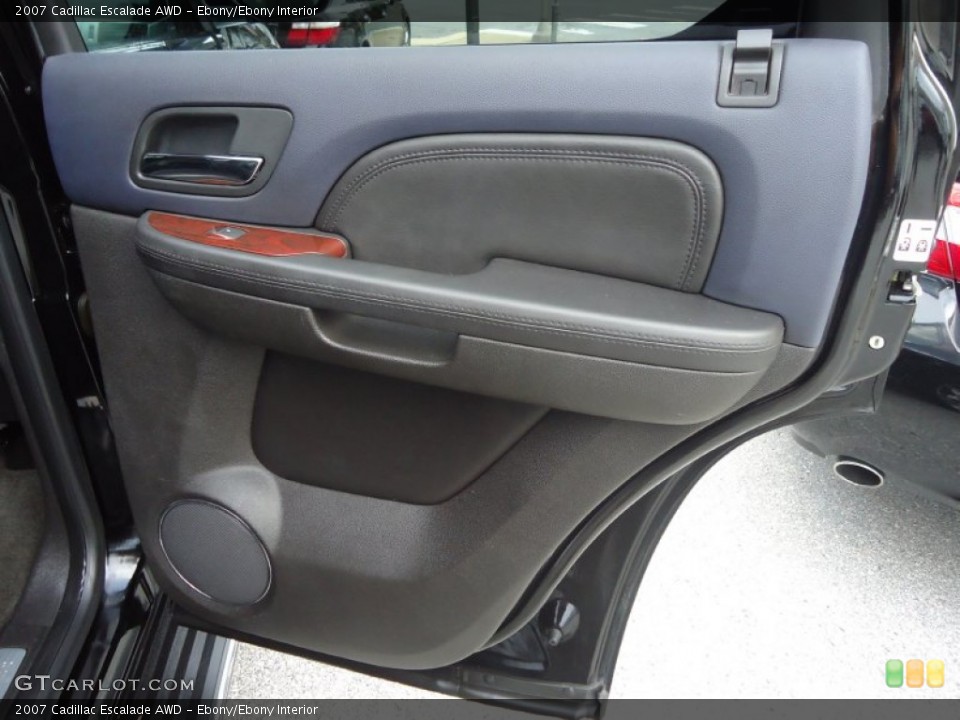 Ebony/Ebony Interior Door Panel for the 2007 Cadillac Escalade AWD #68978529