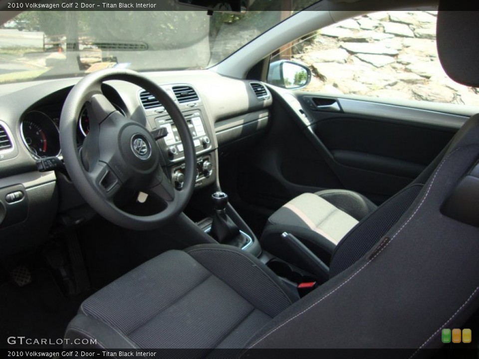 Titan Black Interior Photo for the 2010 Volkswagen Golf 2 Door #68982287