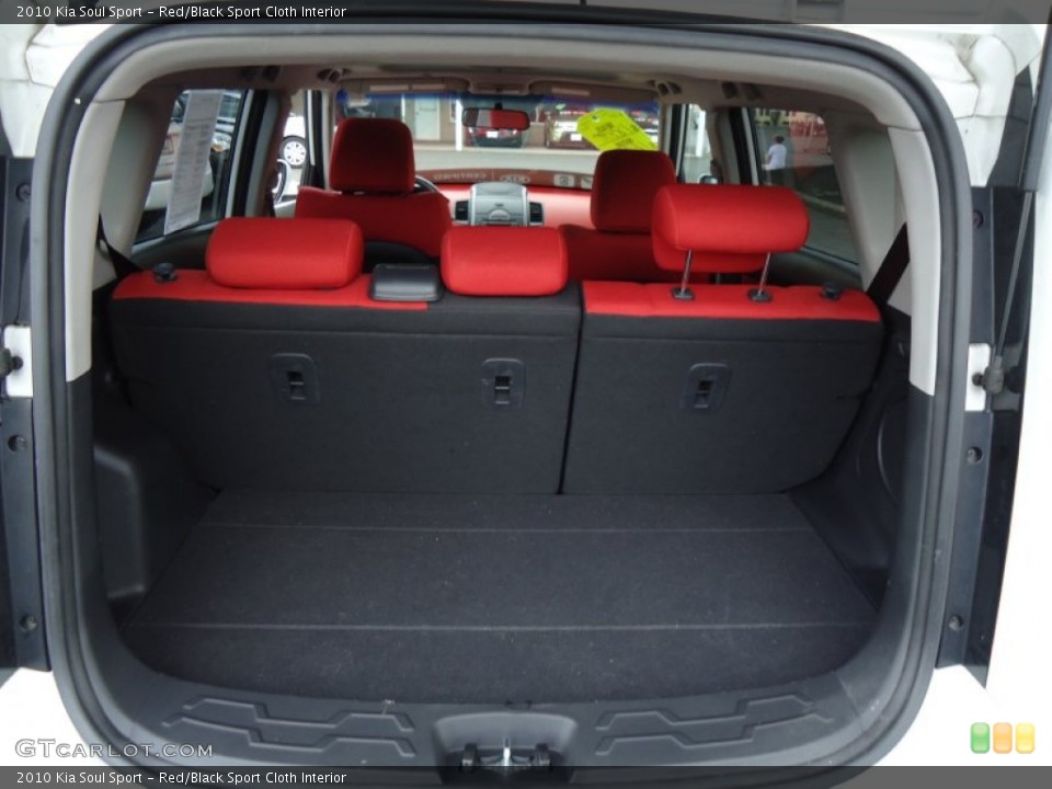 Red/Black Sport Cloth Interior Trunk for the 2010 Kia Soul Sport #68989205