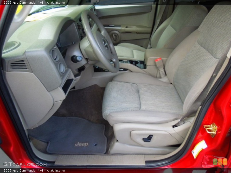 Khaki Interior Photo for the 2006 Jeep Commander 4x4 #68989776